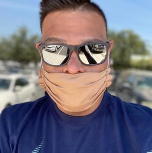 Meet your Posher, Max